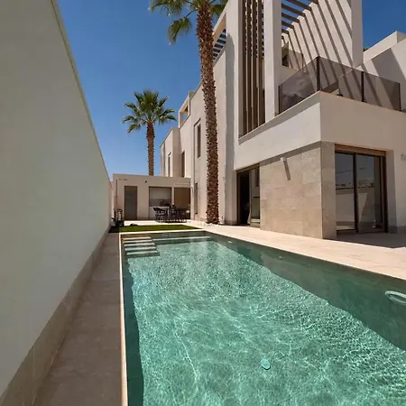 Casa Trivada Luxury With Private Pool & Jacuzzi