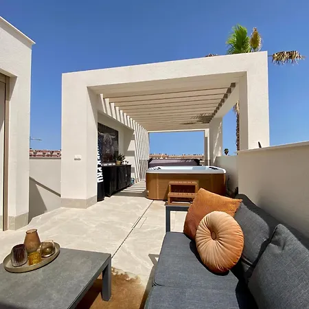 Vila Casa Trivada Luxury With Private Pool & Jacuzzi *